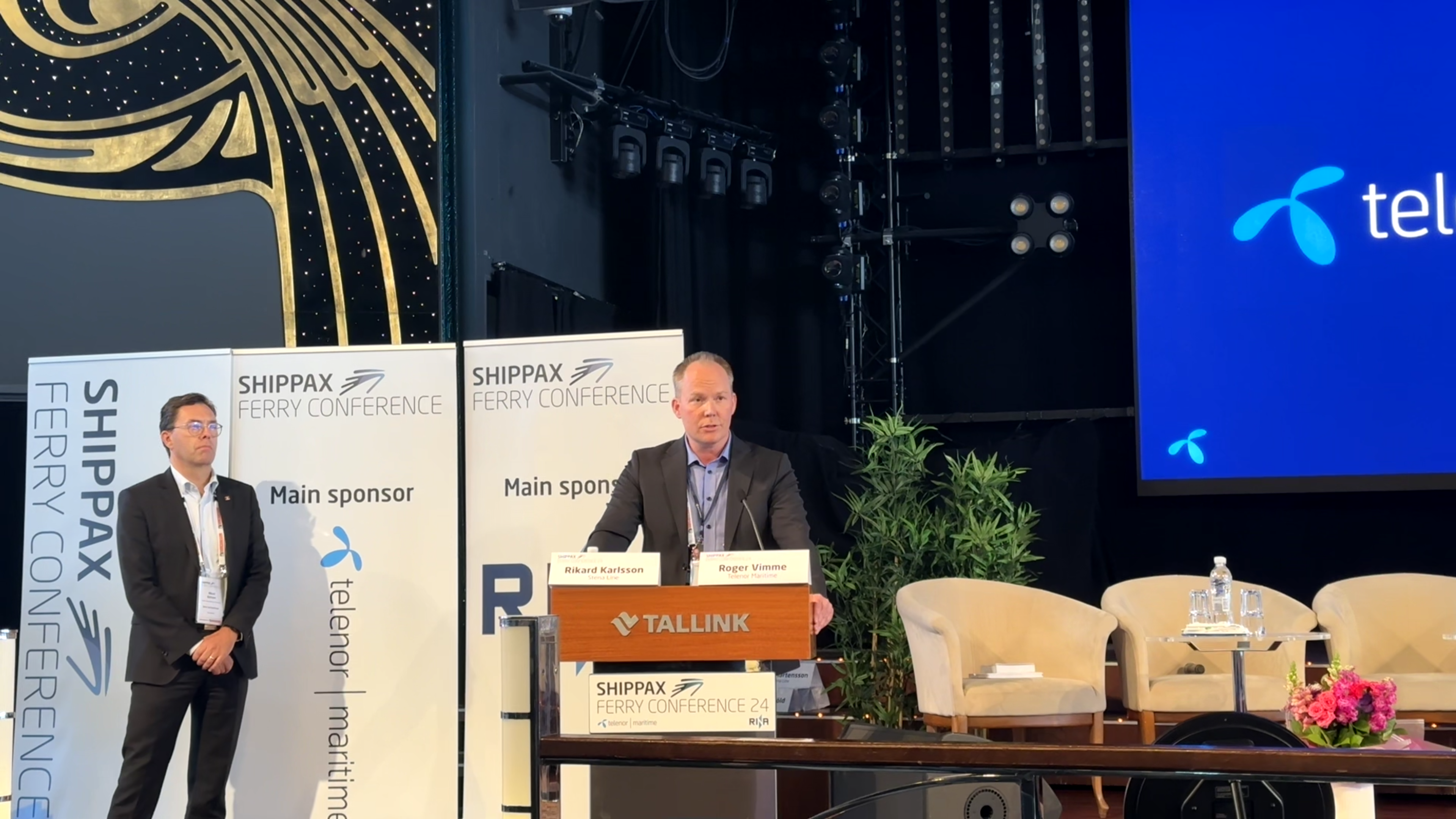 shippax roger speech photo